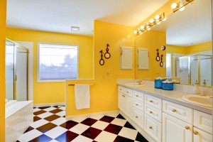 yellow-bathroom