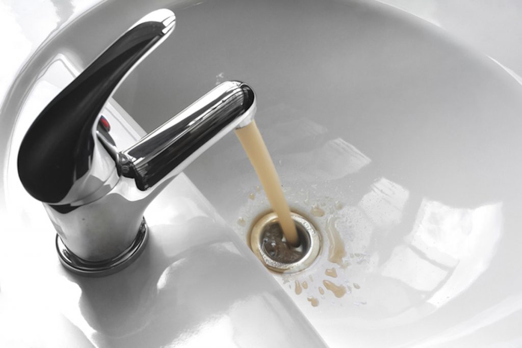 sink water head